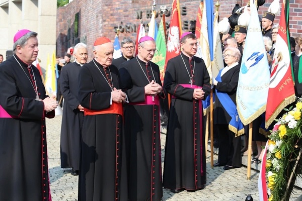 biskupi pod kopalnią wujek